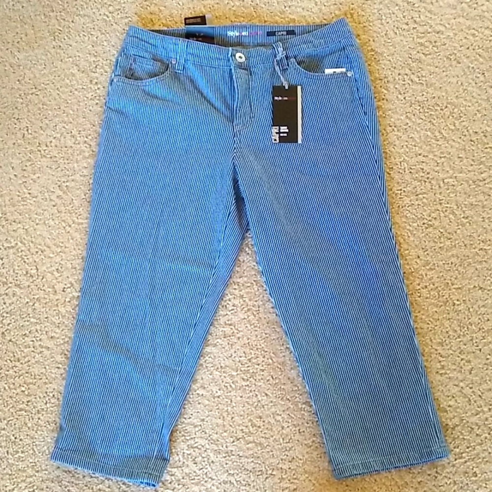 Style and Co Capri striped jeans 👖NWT